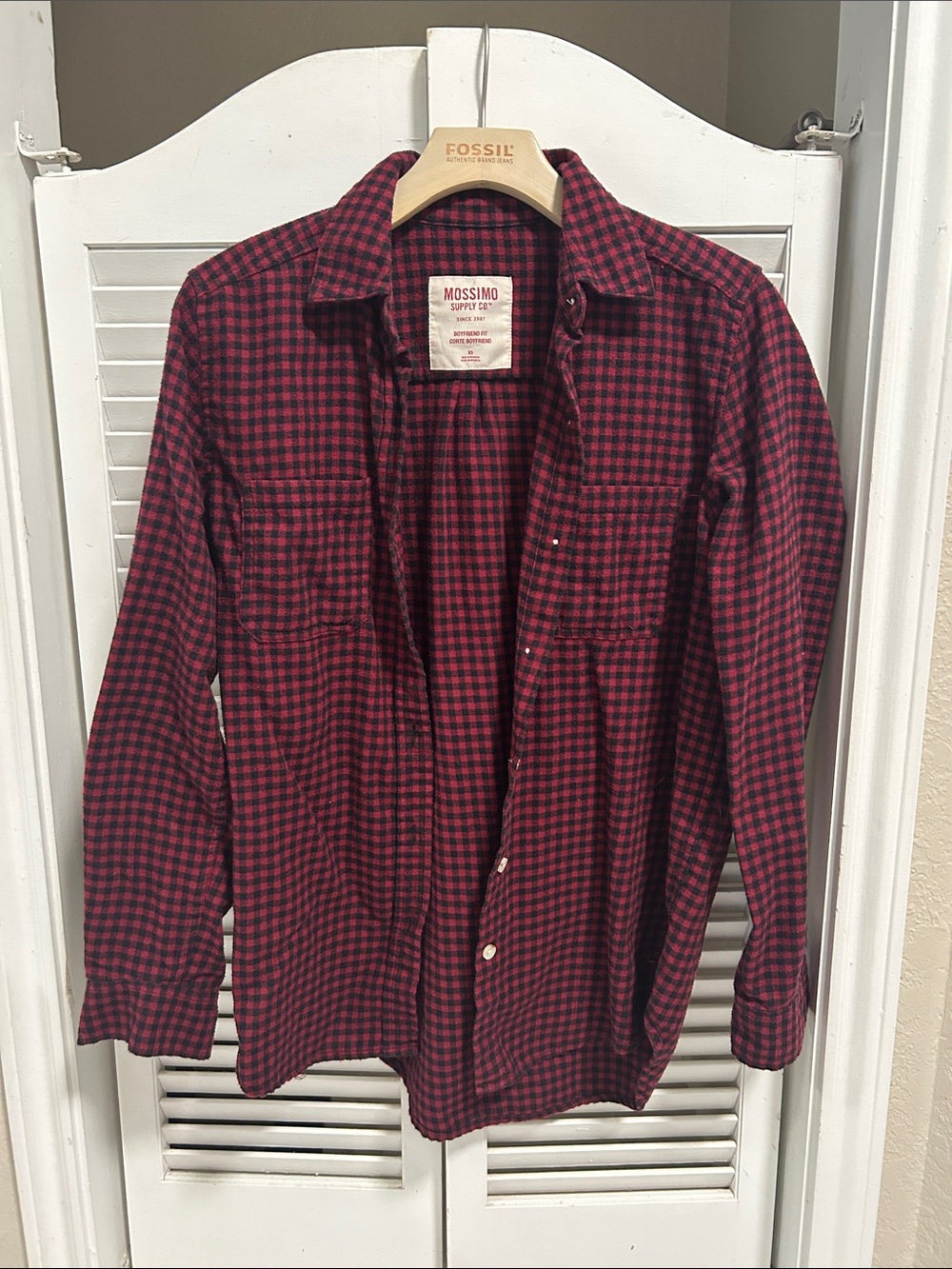 Mossimo Supply Co. Women’s Red and Black Plaid Button-Down Shirt